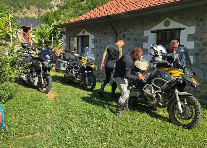 Lika Shkoze (Shkoder)